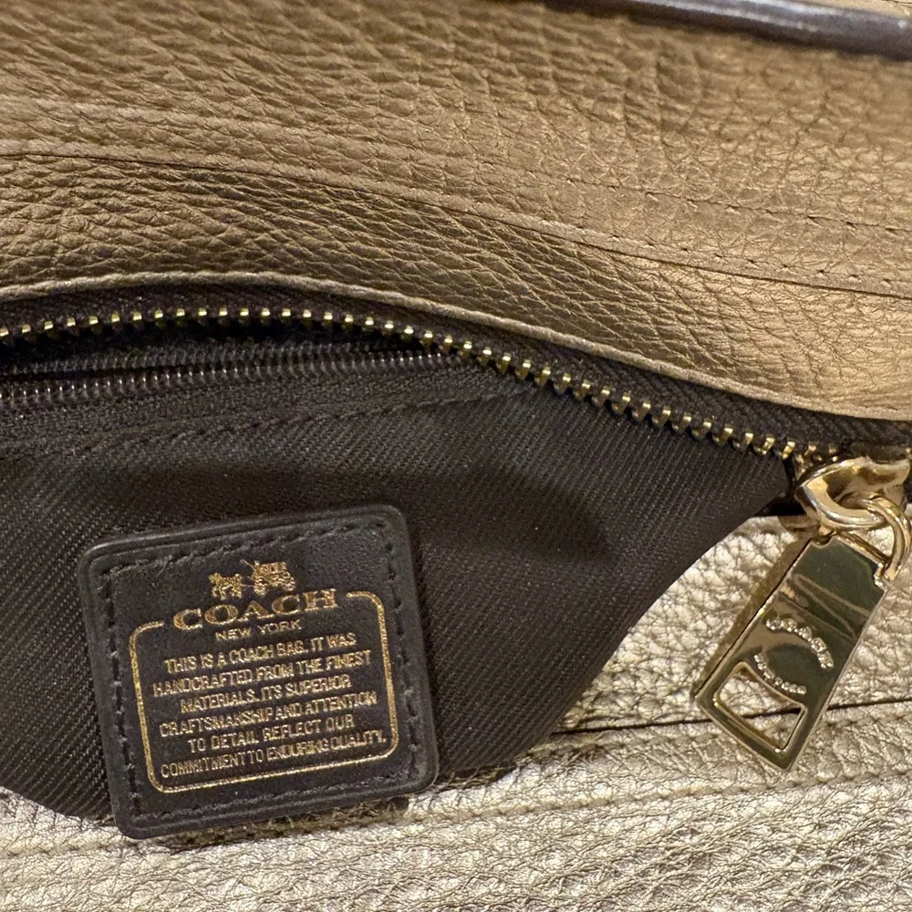 Coach Swagger 27 satchel